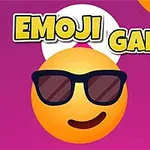 En glad emoji med solglasögon på en lila bakgrund tillsammans med texten EMOJI GAME och en ikon av en fotboll