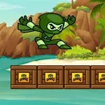 En tecknad grön ninja hoppar över lådor med dödskallesymboler framför en tropisk bakgrund med palmer och vatten