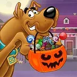 Tecknad hund som håller en Halloween-pumpa full med godis i munnen framför ett spöklikt hus