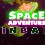 Texten Space Adventure Pinball mot en rymdbakgrund med planeter och raketer